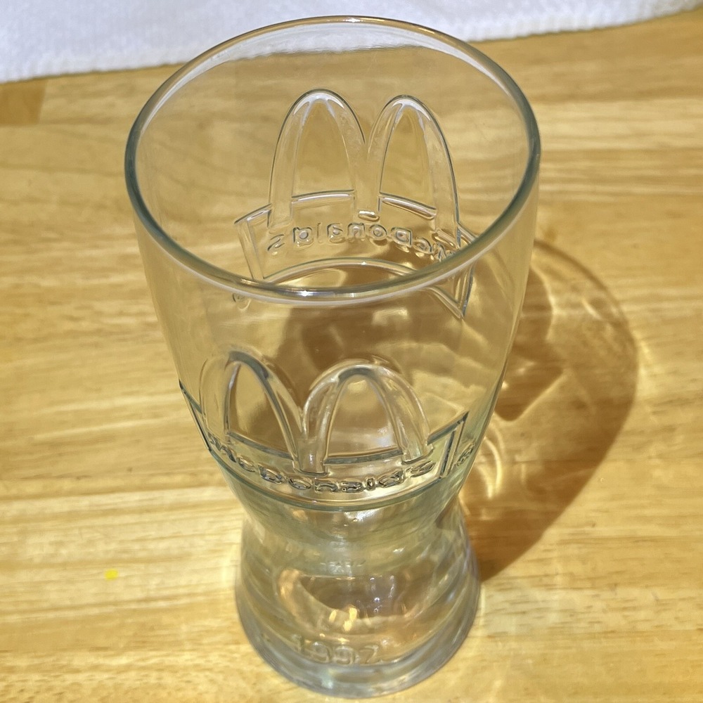 McDonald's Elevated Etched Designs Logo 16oz Clear Fountain Glass VTG 1992